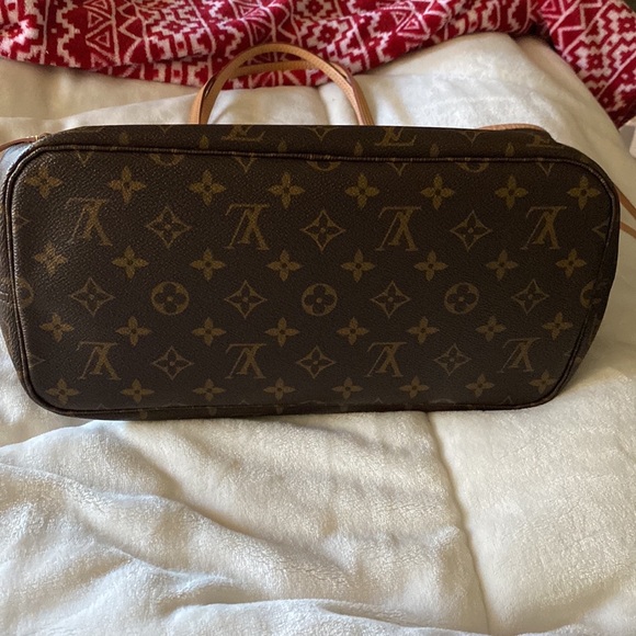 Louis Vuitton Neverfull mm - Picture 3 of 10